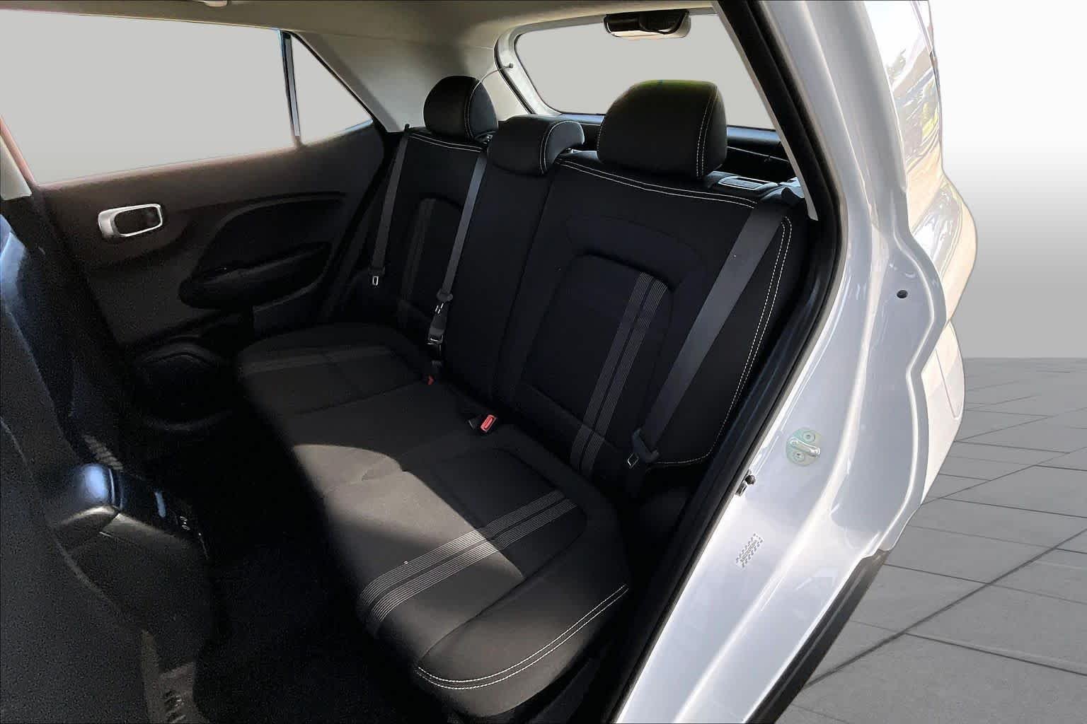 Used 2024 Lunar White Hyundai SEL image 20