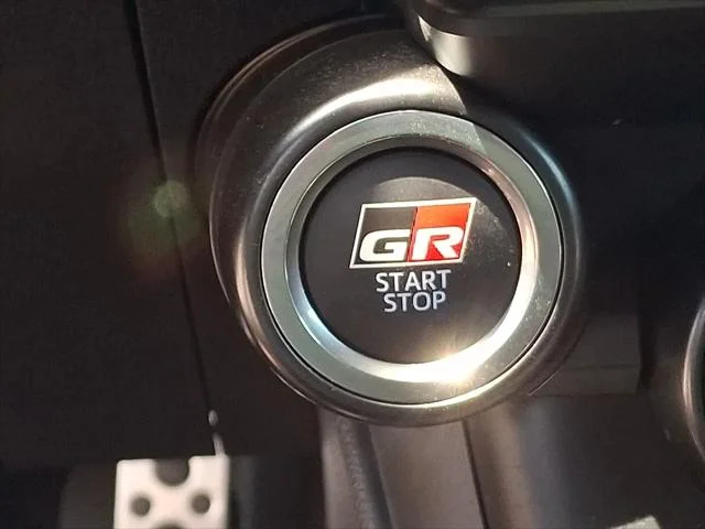 Certified Used 2025 RIDGE GREEN Toyota  image 25