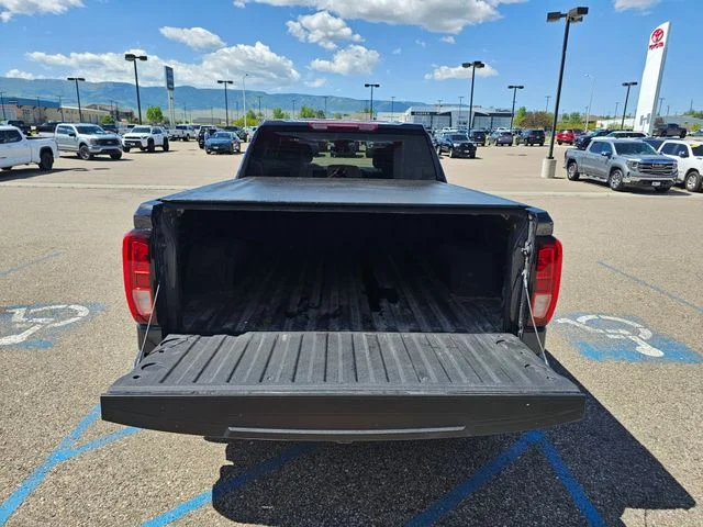 Used 2023 Titanium GMC Elevation image 7
