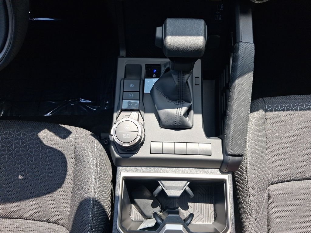 Used 2026  Toyota SR5 image 15