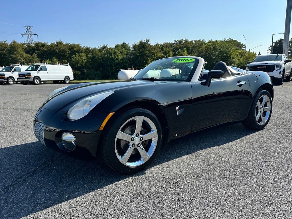 Used 2007 Pontiac Solstice Base with VIN 1G2MB35B17Y106500 for sale in Easton, PA