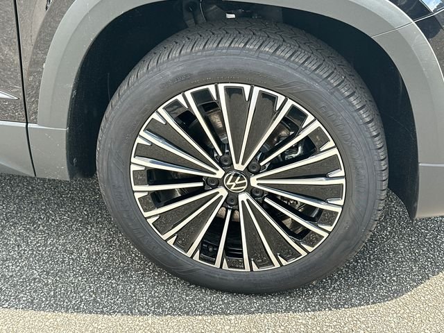 New 2026 Black Volkswagen 1.5T SE image 12
