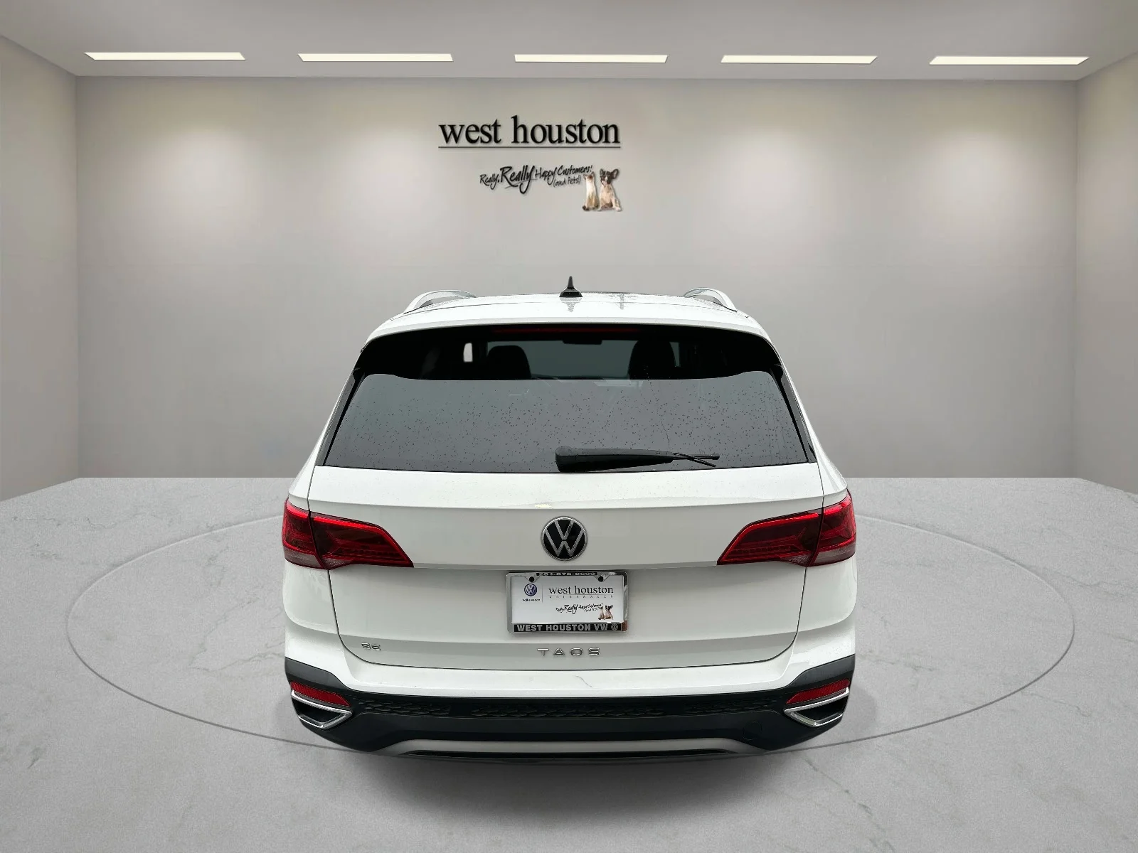 Used 2022 White Volkswagen SE image 6