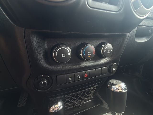 Used 2017 Black Jeep Unlimited Sport image 17