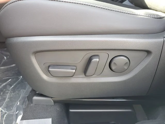New 2026 Rhodium White Metallic Mazda 2.5 S Preferred AWD image 13