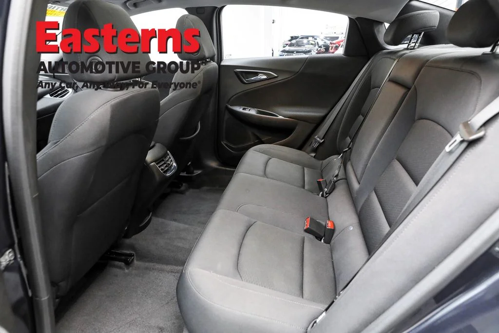 Used 2023 Gray Chevrolet LT image 21