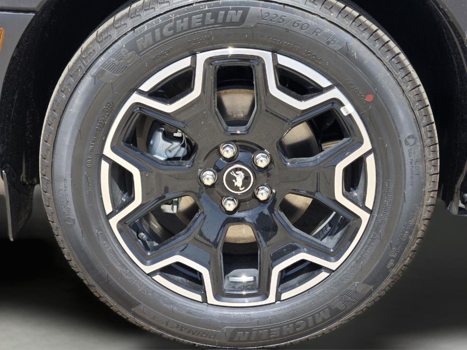 New 2026 Oxford White Ford Outer Banks® image 7