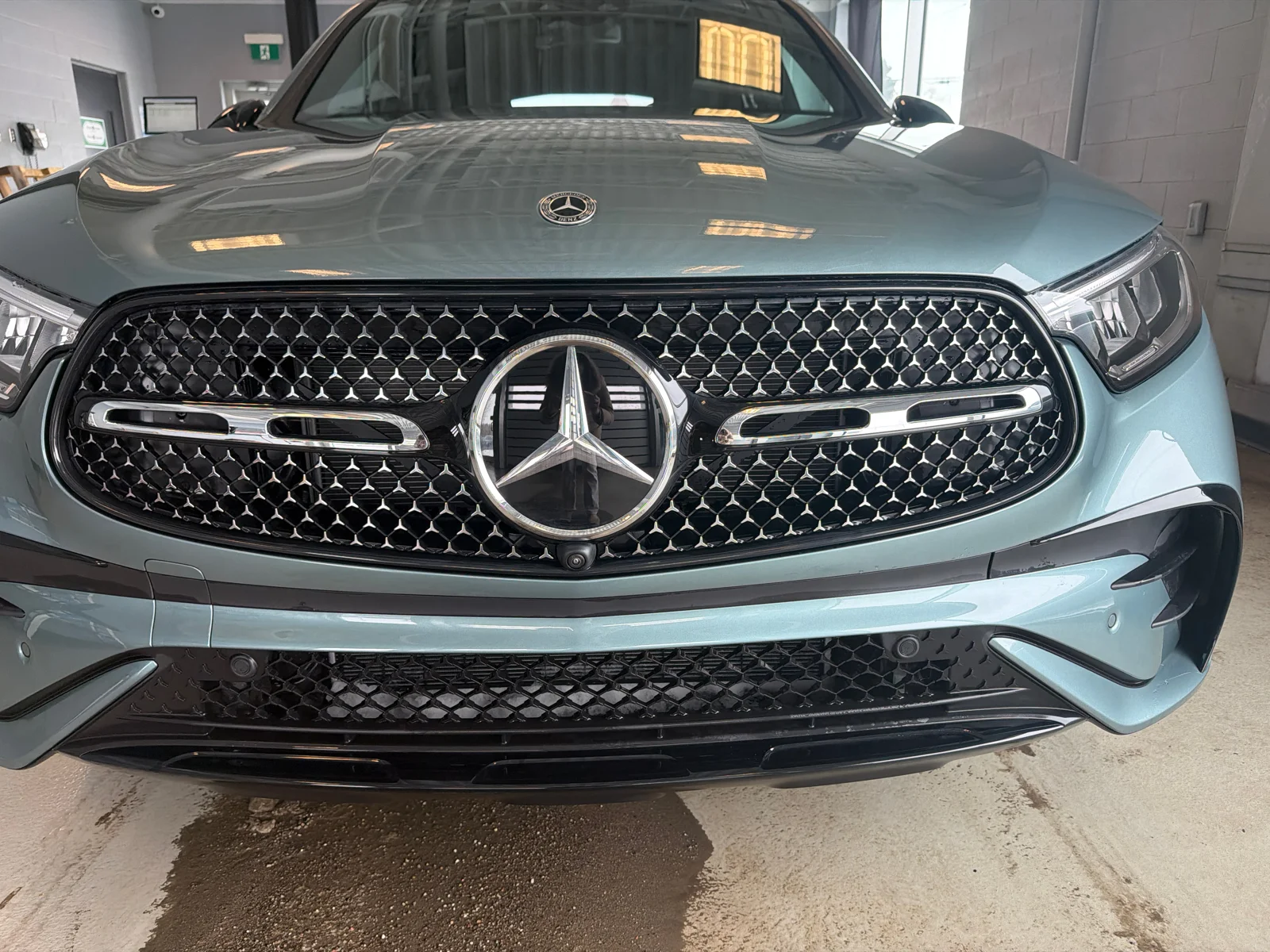 Used 2026 Silver Mercedes-Benz GLC 300 4MATIC SUV image 23