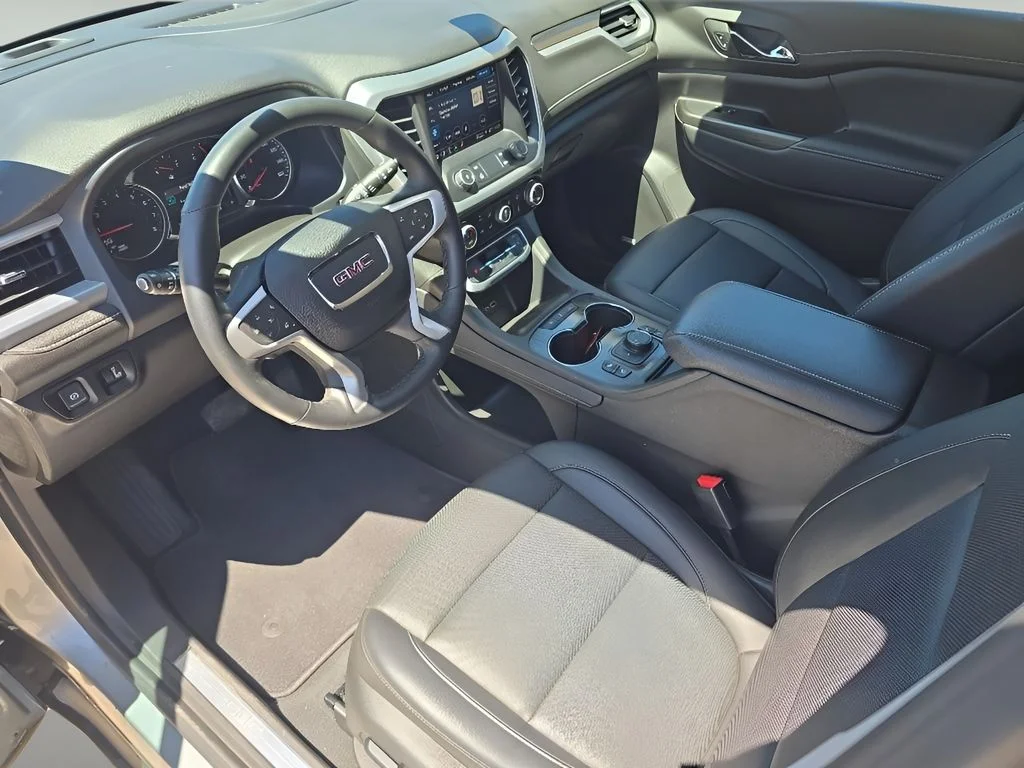 Used 2023 Gray GMC SLT image 9