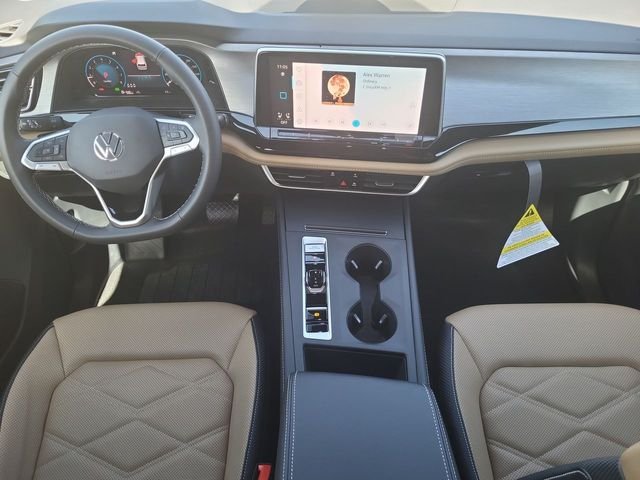 New 2026 Silver Volkswagen 2.0T SE image 14