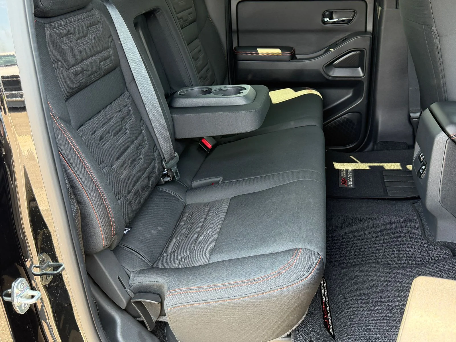 Used 2025 Black Nissan PRO-4X image 35