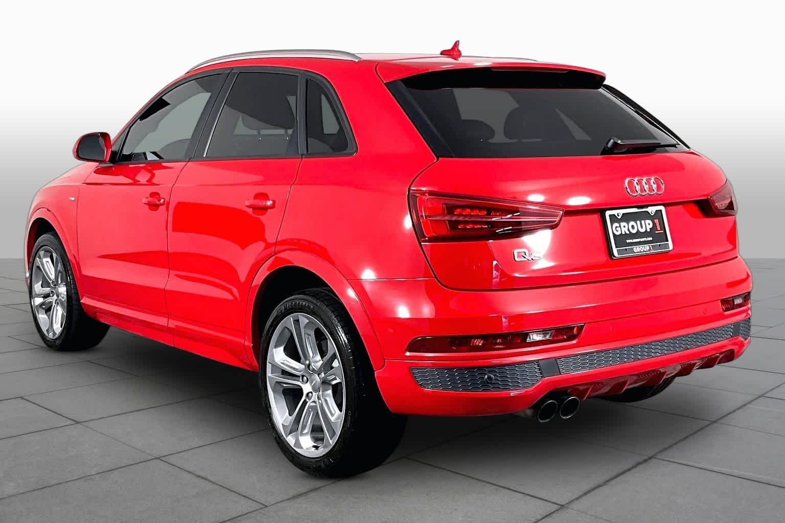 Used 2018 Misano Red Pearl Effect Audi Sport Premium image 11
