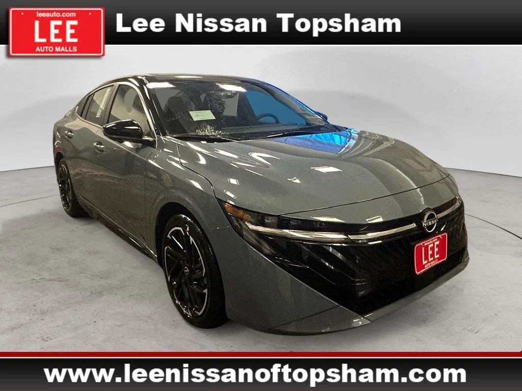 New 2026 Atlantic Gray Metallic/Super Black Nissan SR image 8