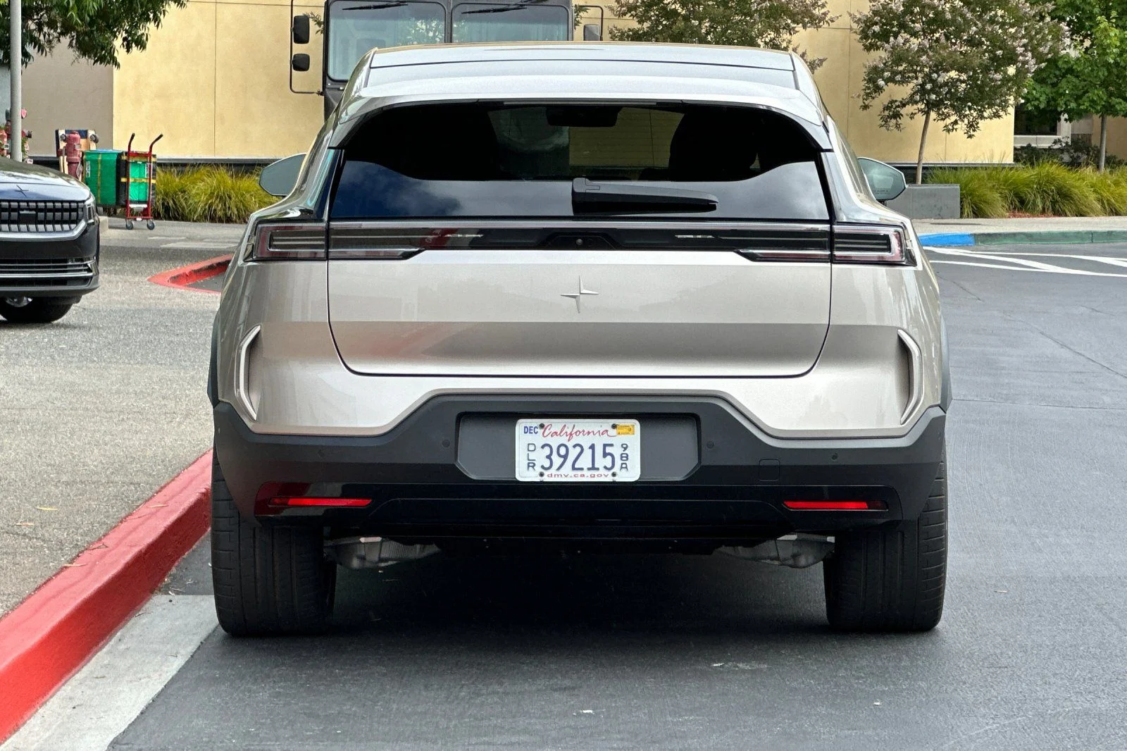 Used 2025 Jupiter Metallic Polestar Long Range Dual Motor Performance Plus image 7