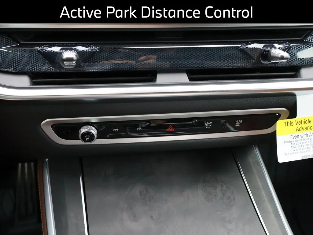 New 2026 White BMW xDrive40i image 30