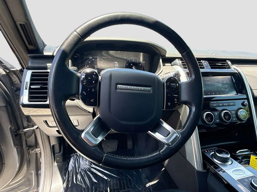 Used 2019 Gray Land Rover HSE image 11