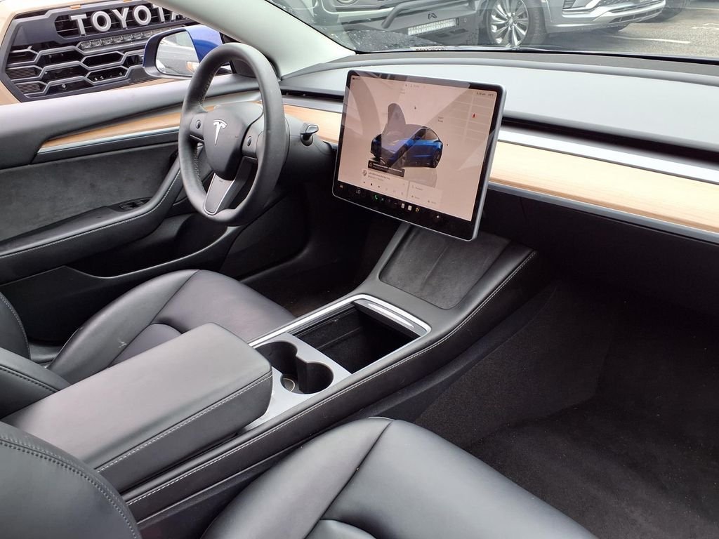 Used 2023  Tesla SR Plus image 23