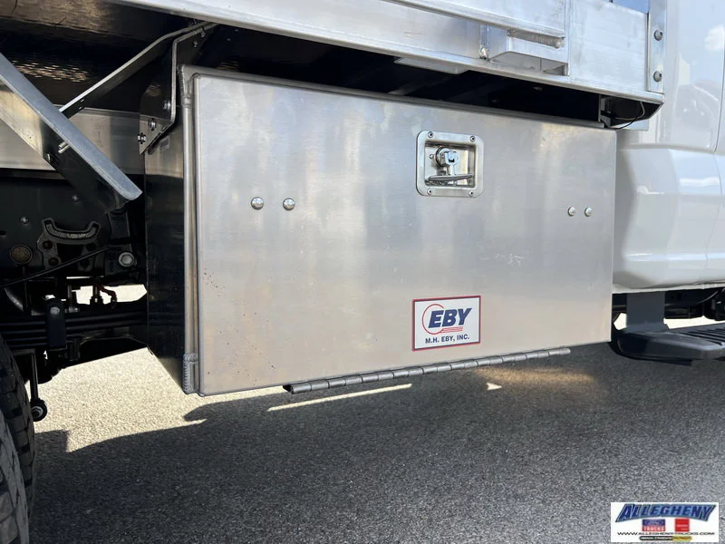 2025 Ford F-550 Super Duty Chassis Cab XL - Photo 11