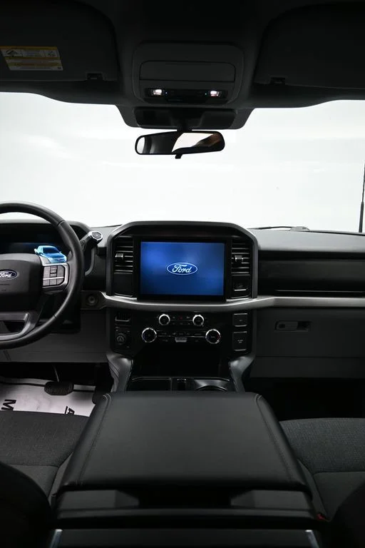 Used 2025 Gray Ford XLT image 12