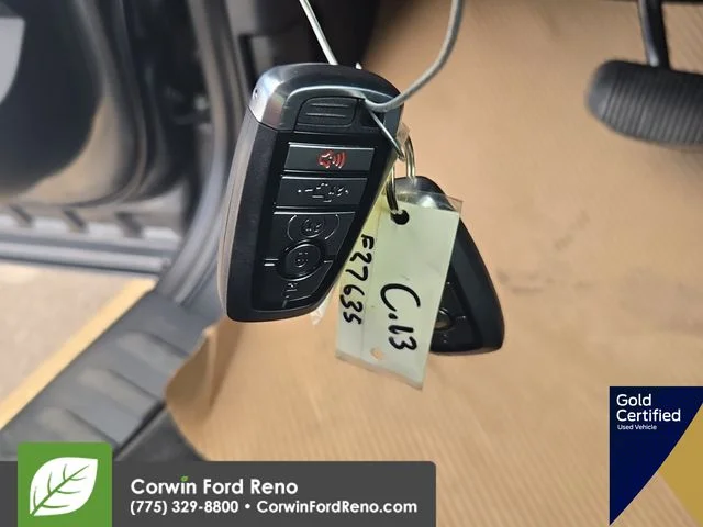 Used 2025 Carbonized Gray Metallic Ford Lariat image 11