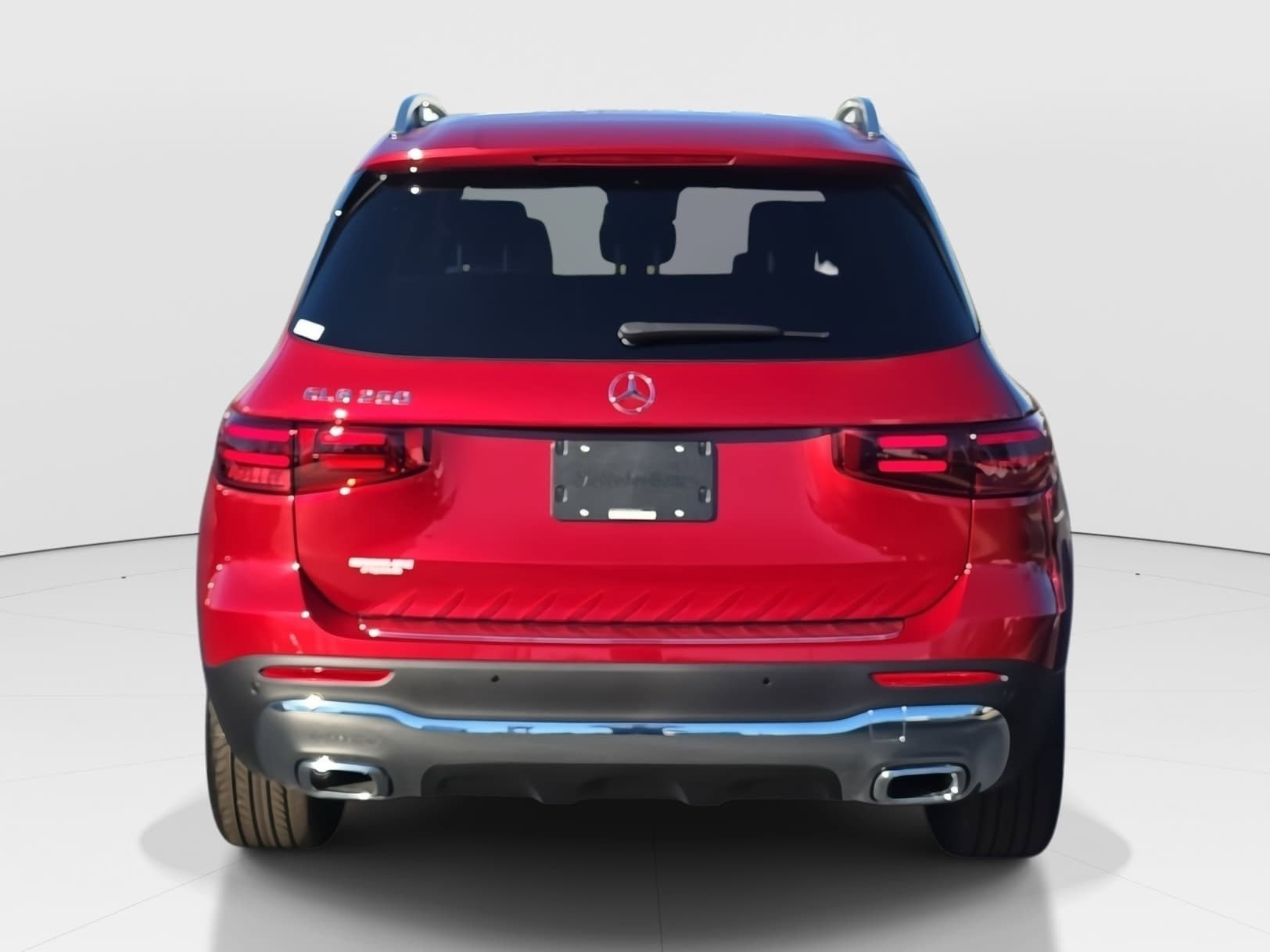 New 2026 MANUFAKTUR Patagonia Red Metallic Mercedes-Benz GLB250 image 6