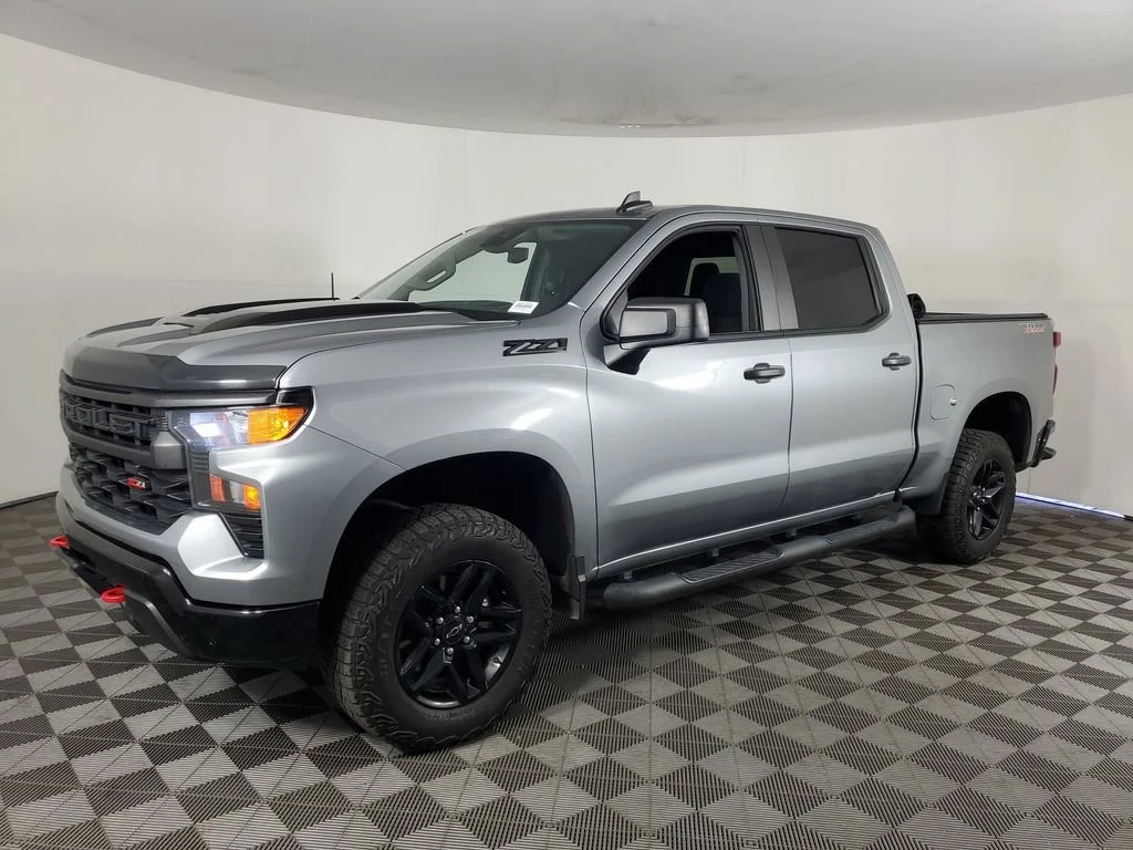 Used 2024 Sterling Gray Metallic Chevrolet Custom Trail Boss image 8