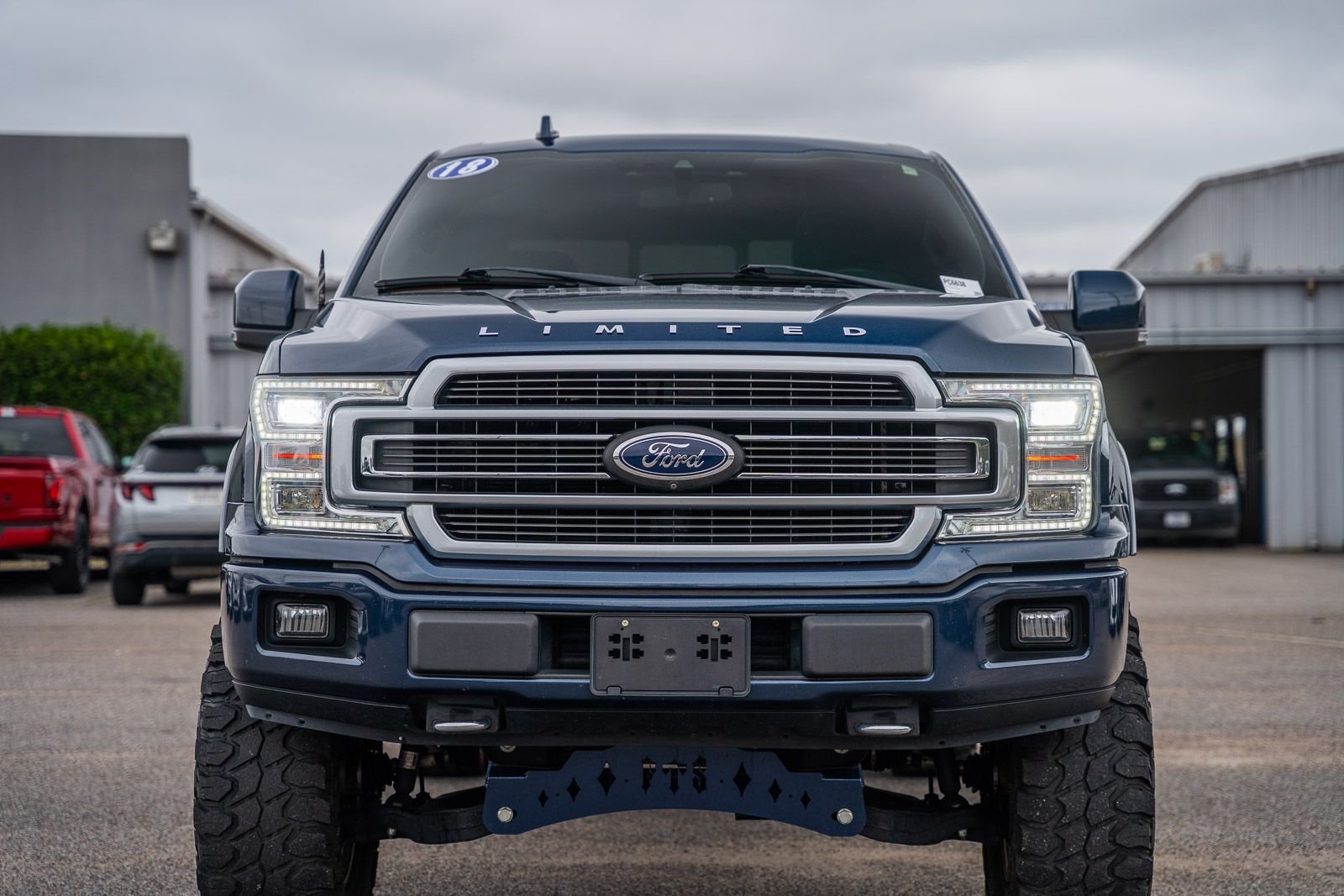 Used 2018 Blue Ford Limited image 3