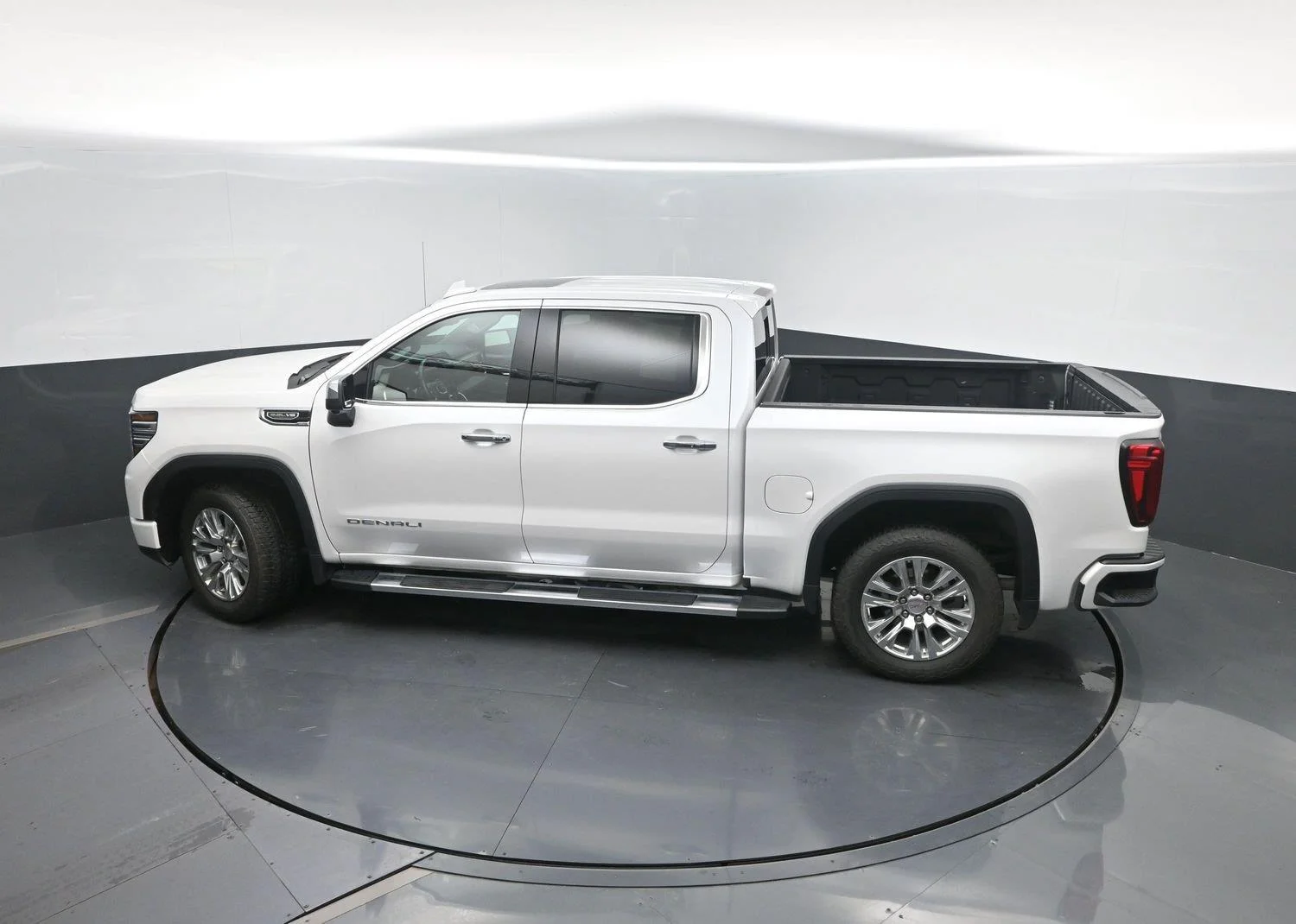 2025 GMC Sierra 1500 Denali - Photo 43