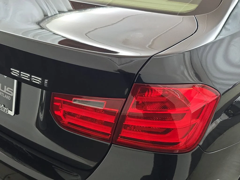 Used 2014 Black BMW 328i xDrive image 33