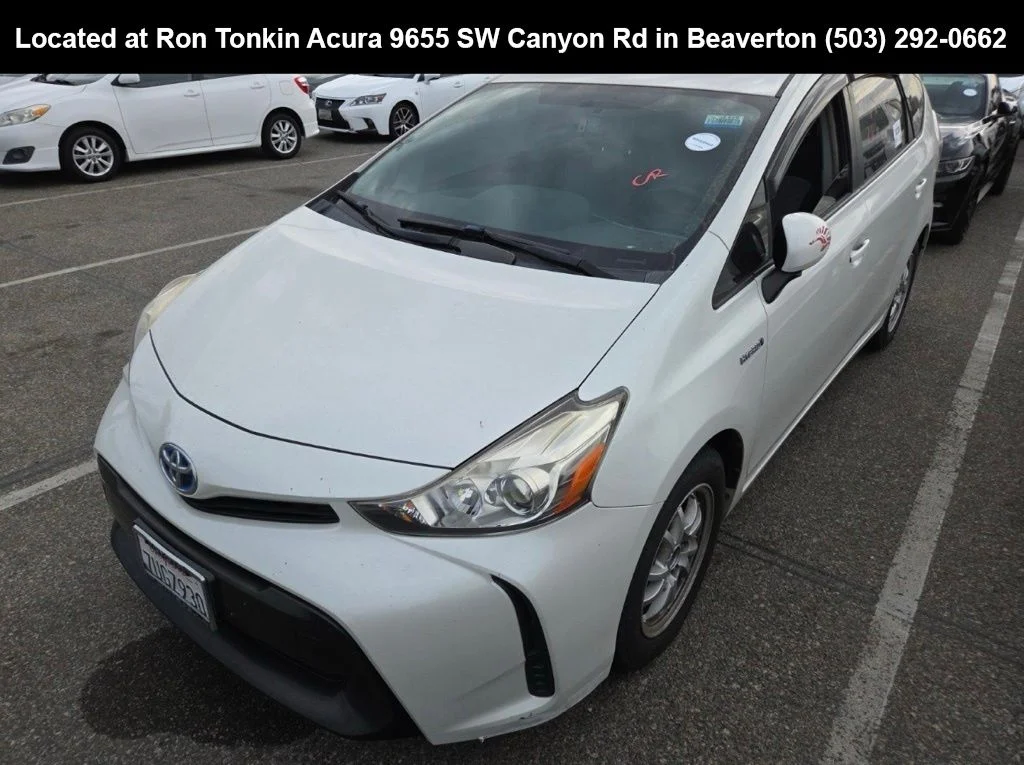 Used 2017 Blizzard Pearl Toyota Two image 3