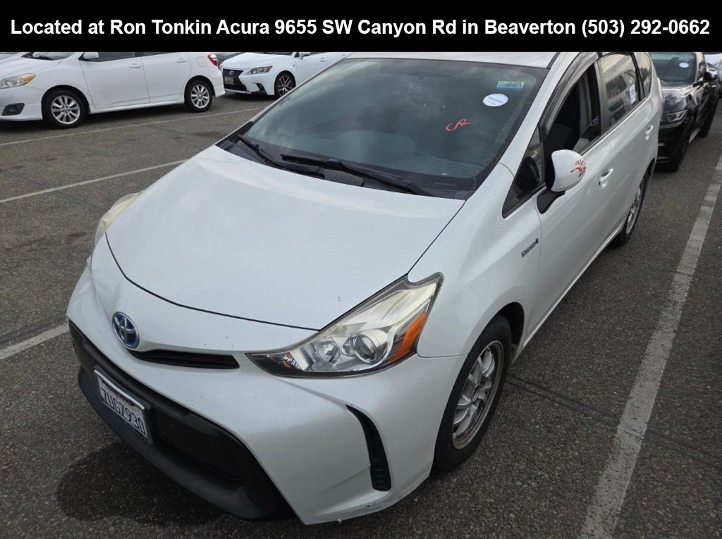 Used 2017 Blizzard Pearl Toyota Two image 3