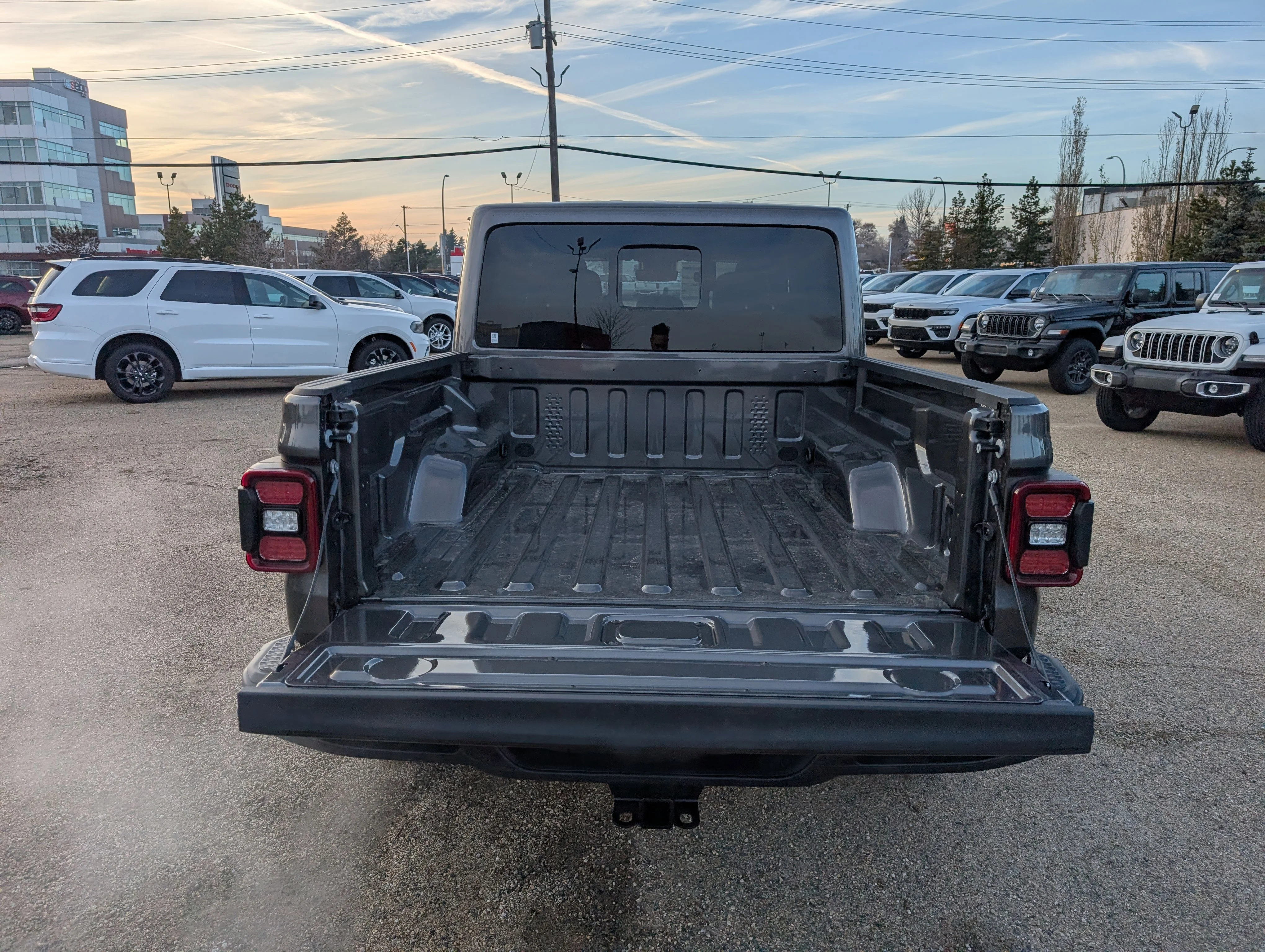 New 2025 Granite Crystal Metallic Jeep NightHawk image 6