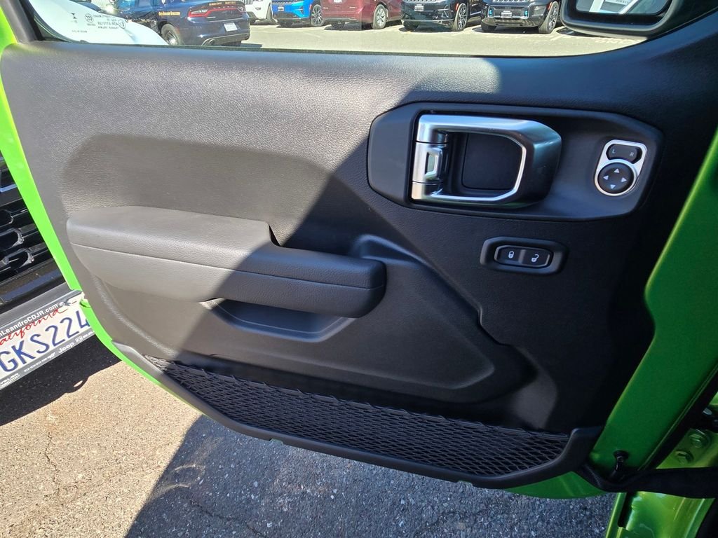 New 2026 Mojito Clearcoat Jeep Sport S image 11