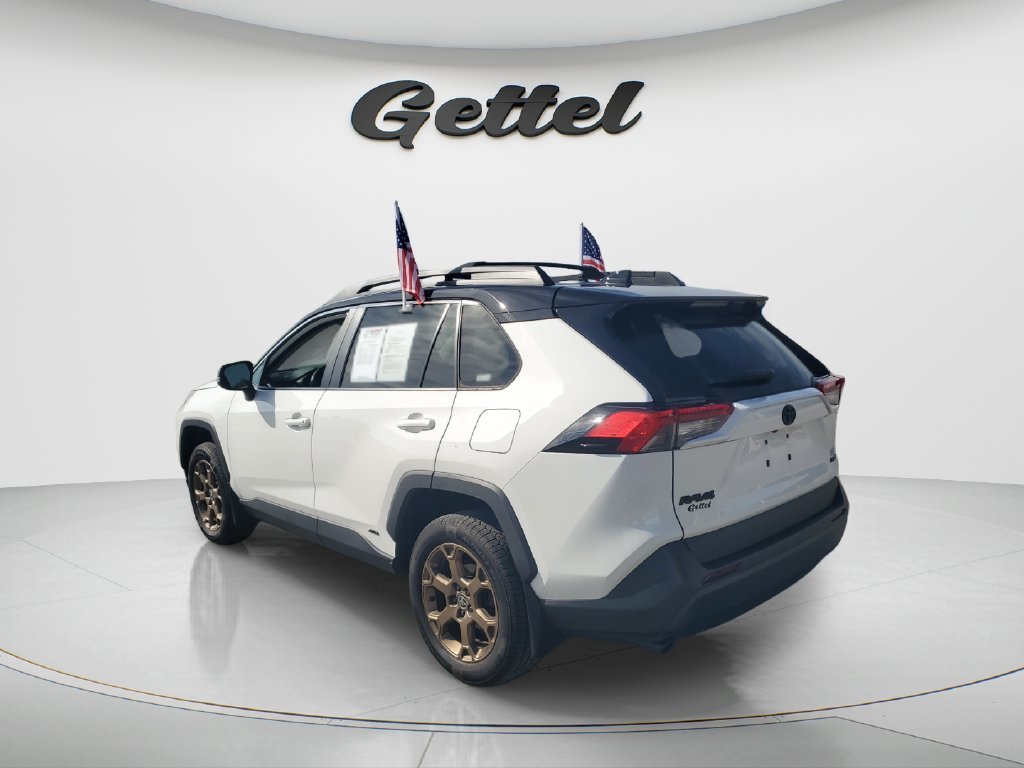 Used 2023 White Toyota Woodland Edition image 7
