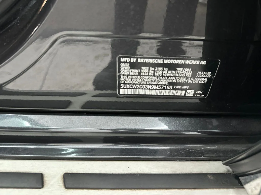Used 2022 Dark Graphite Metallic BMW xDrive40i image 32