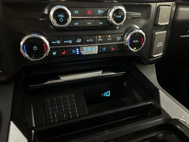 Used 2025 Gray Ford Lariat image 18
