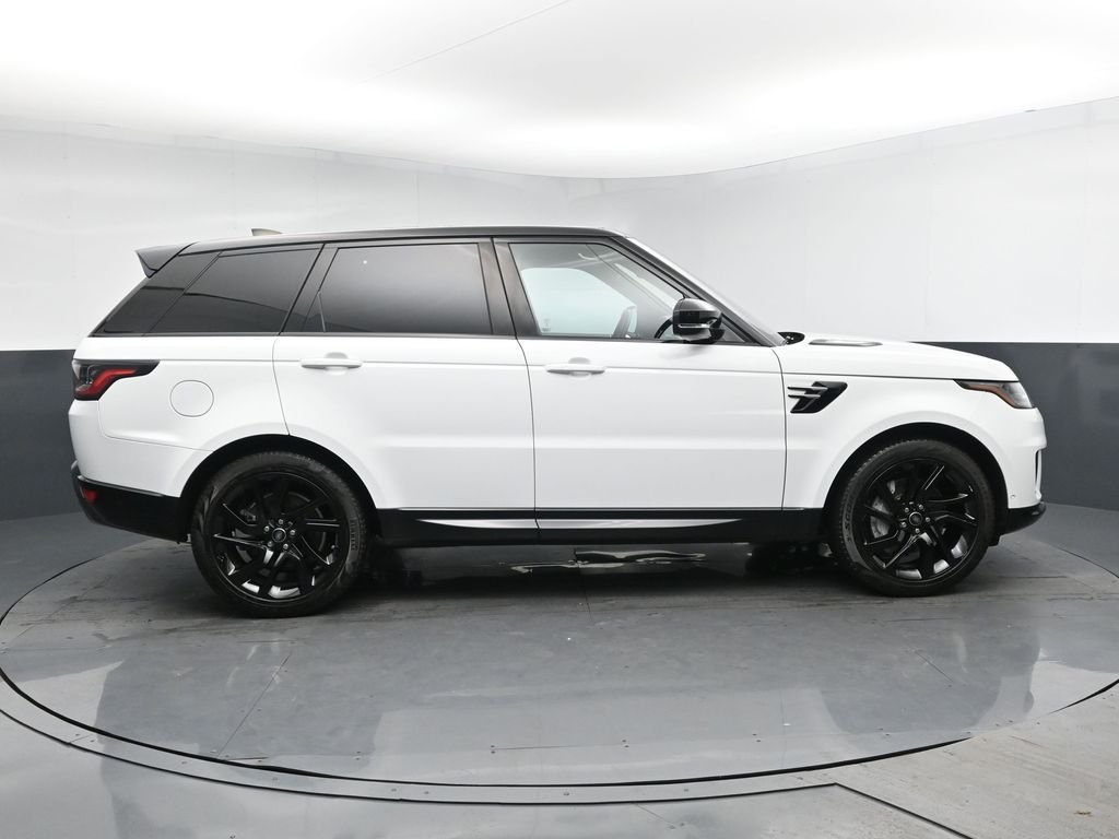 Used 2019 White Land Rover HSE image 3