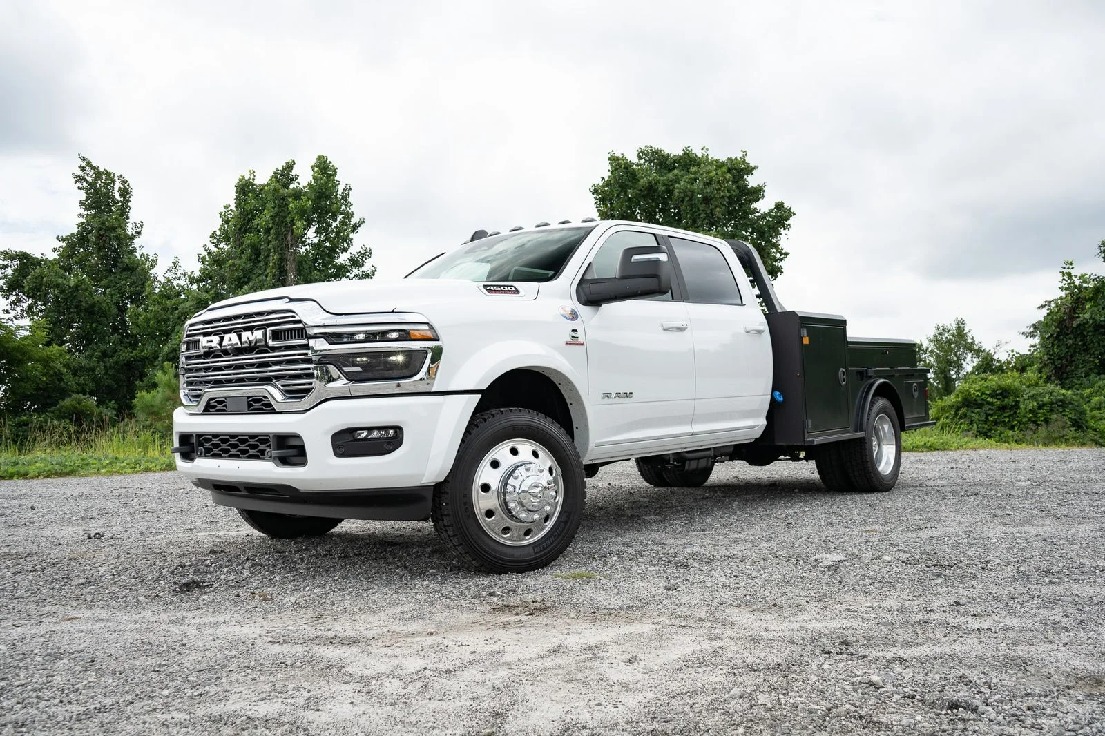 New 2026 Bright White Clearcoat RAM Tradesman image 5