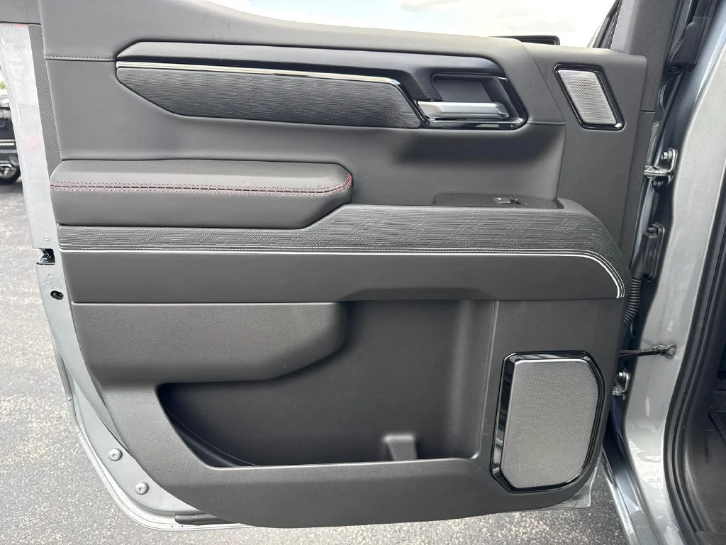 2026 GMC Sierra 1500 AT4X - Photo 31