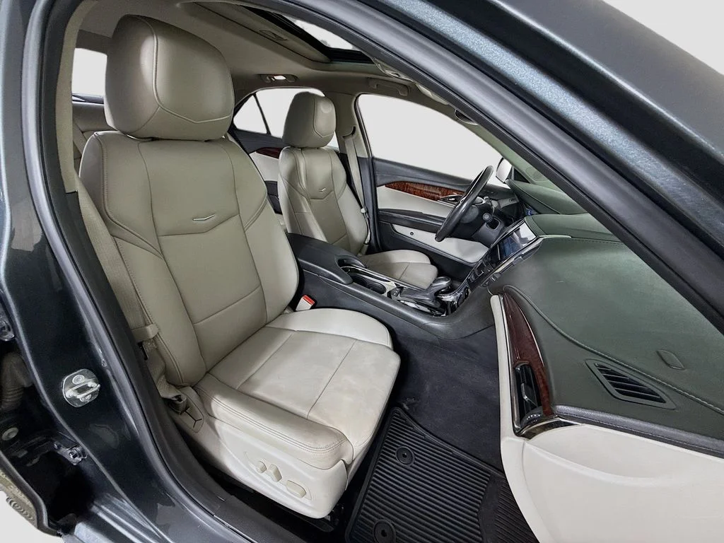 Used 2018 Gray Cadillac 2.0L Turbo Luxury image 31