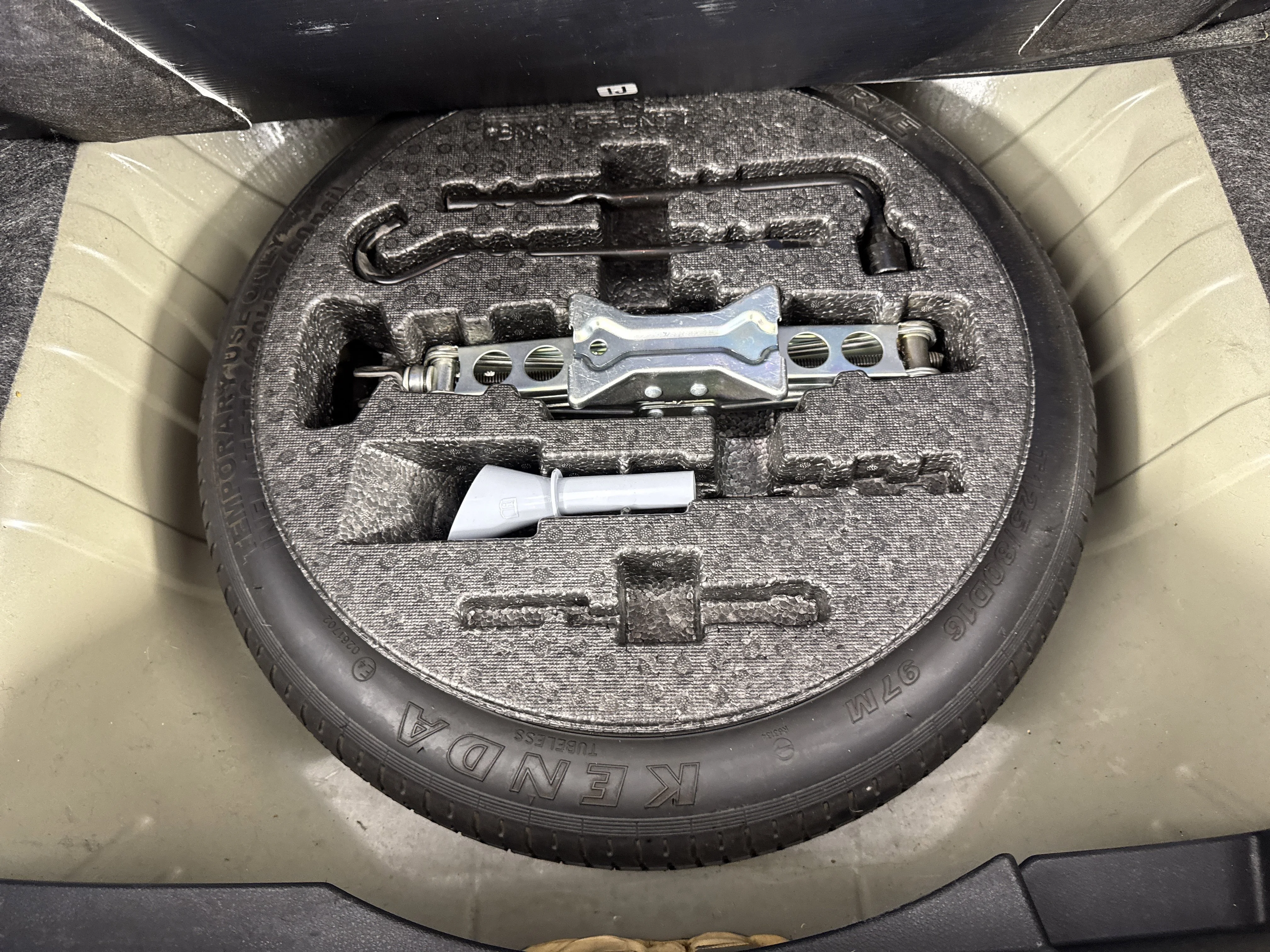 Used 2019 Crystal Black Pearl Honda LX image 24
