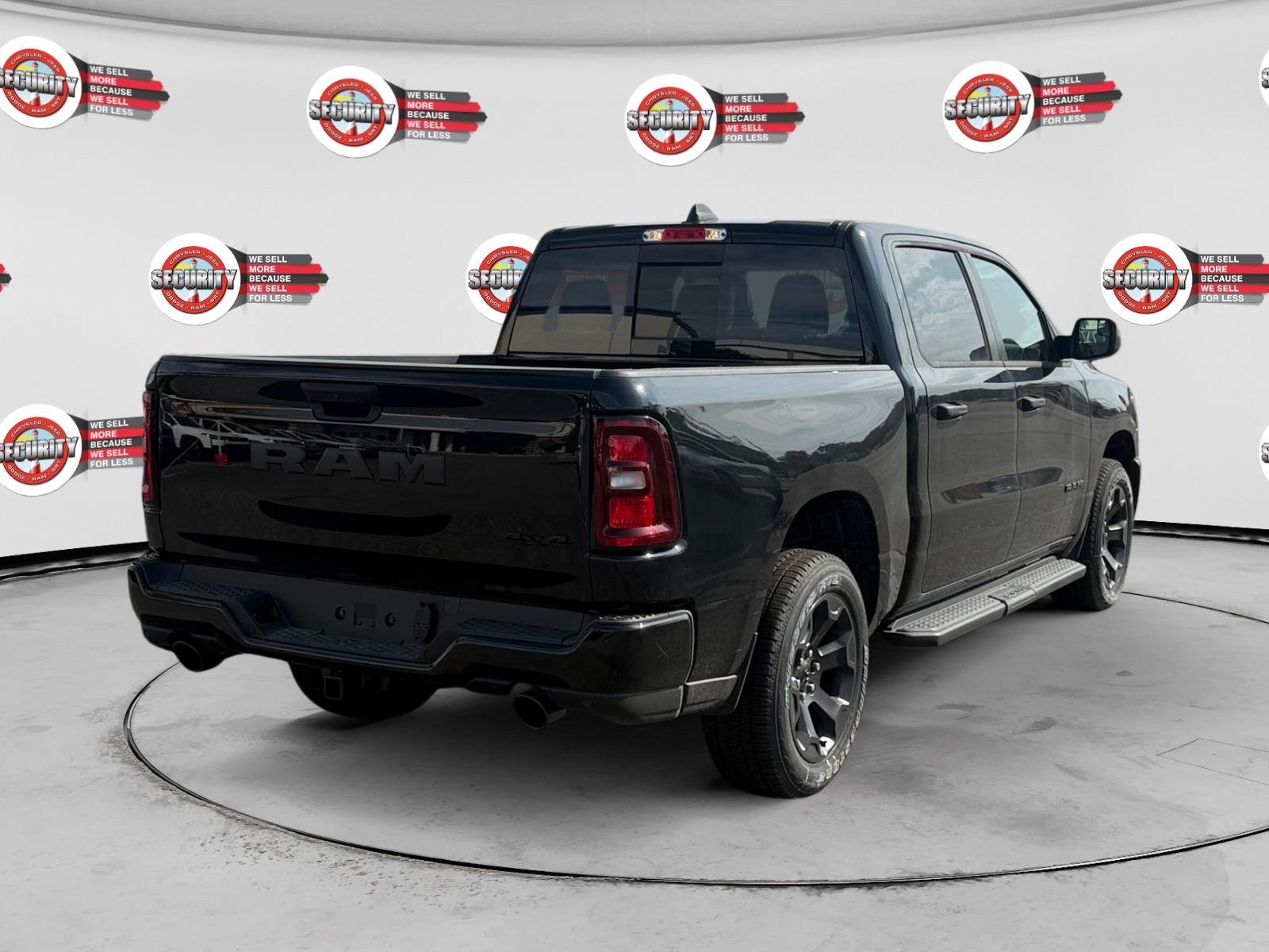 New 2026 Diamond Black Crystal Pearl-Coat Exterior Paint RAM  image 15