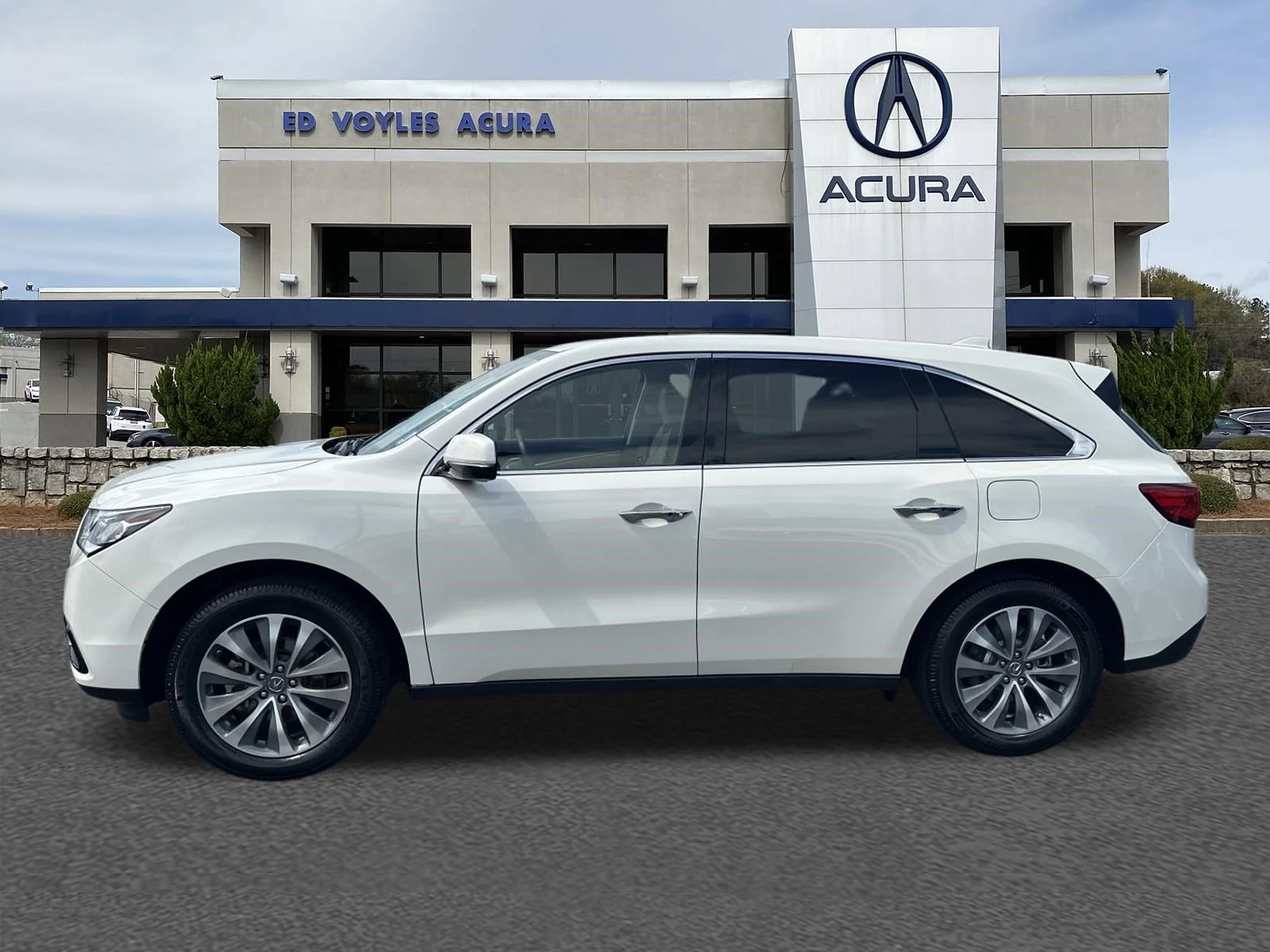 Certified Used 2016 White Diamond Pearl Acura w/Tech image 8