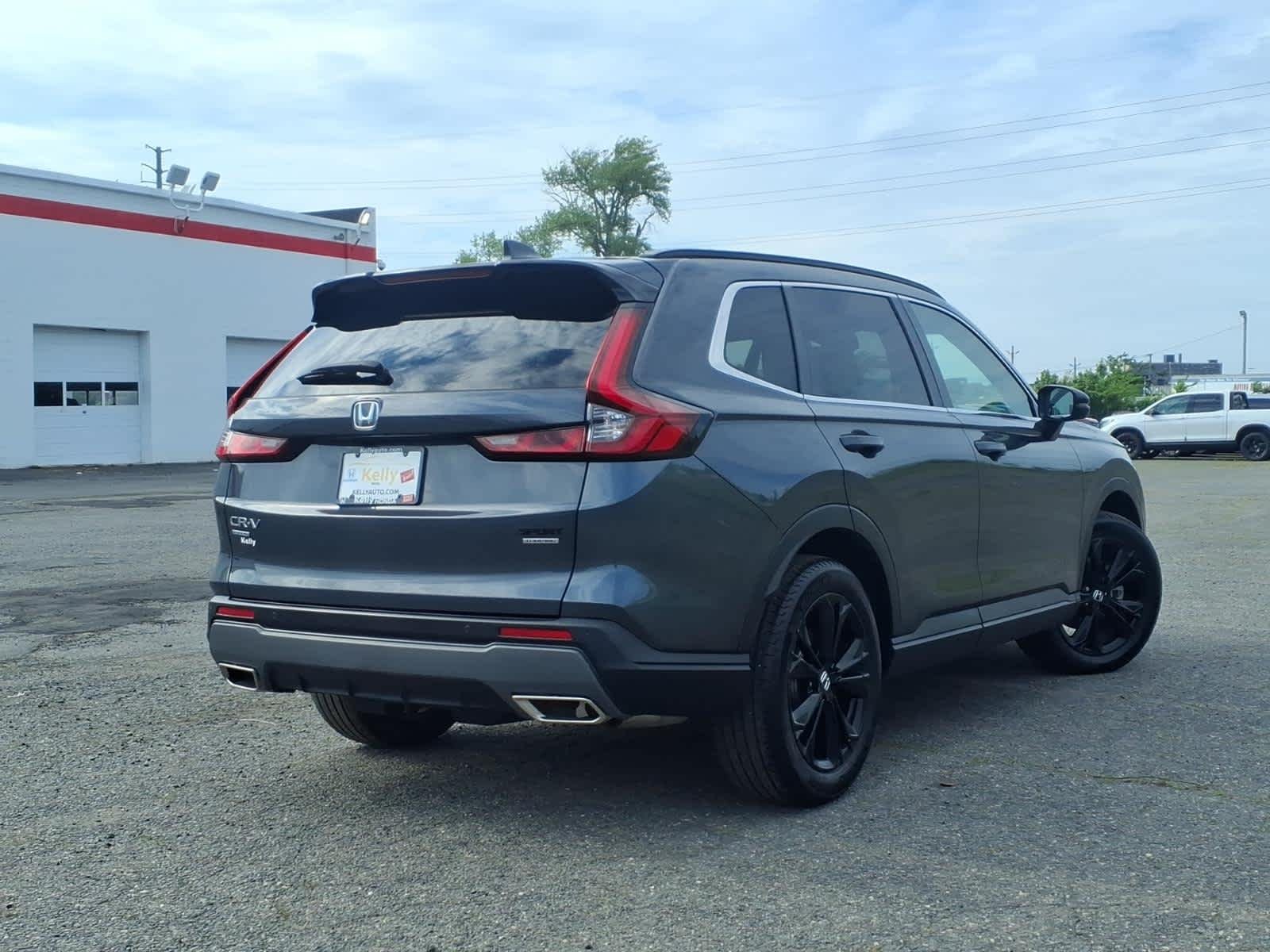 Certified Used 2024 Meteorite Gray Metallic Honda Sport Touring image 5