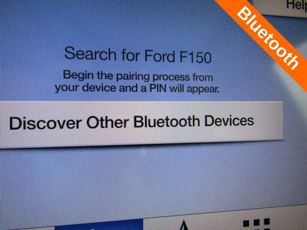 Used 2019  Ford Lariat image 17