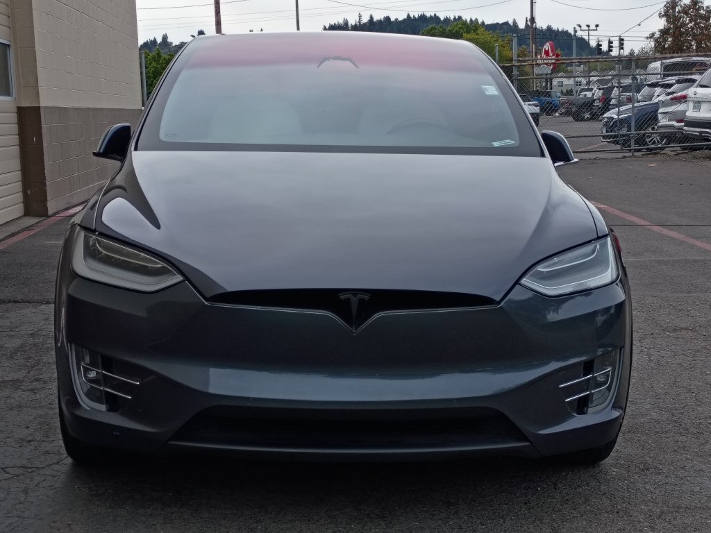 2020 Tesla Model X Long Range - Photo 12