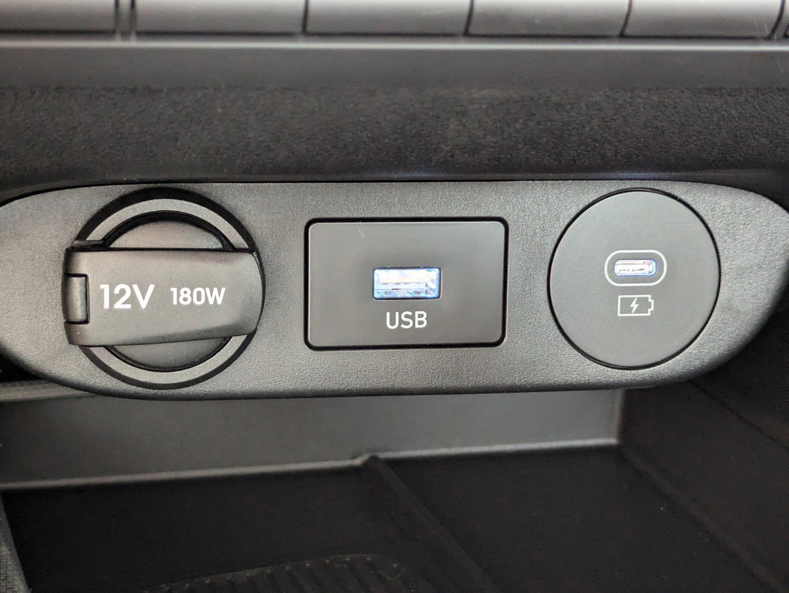 Used 2025 Serenity White Hyundai SEL Convenience image 19