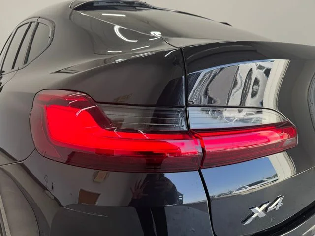 Used 2024 Black Sapphire Metallic BMW xDrive30i image 35
