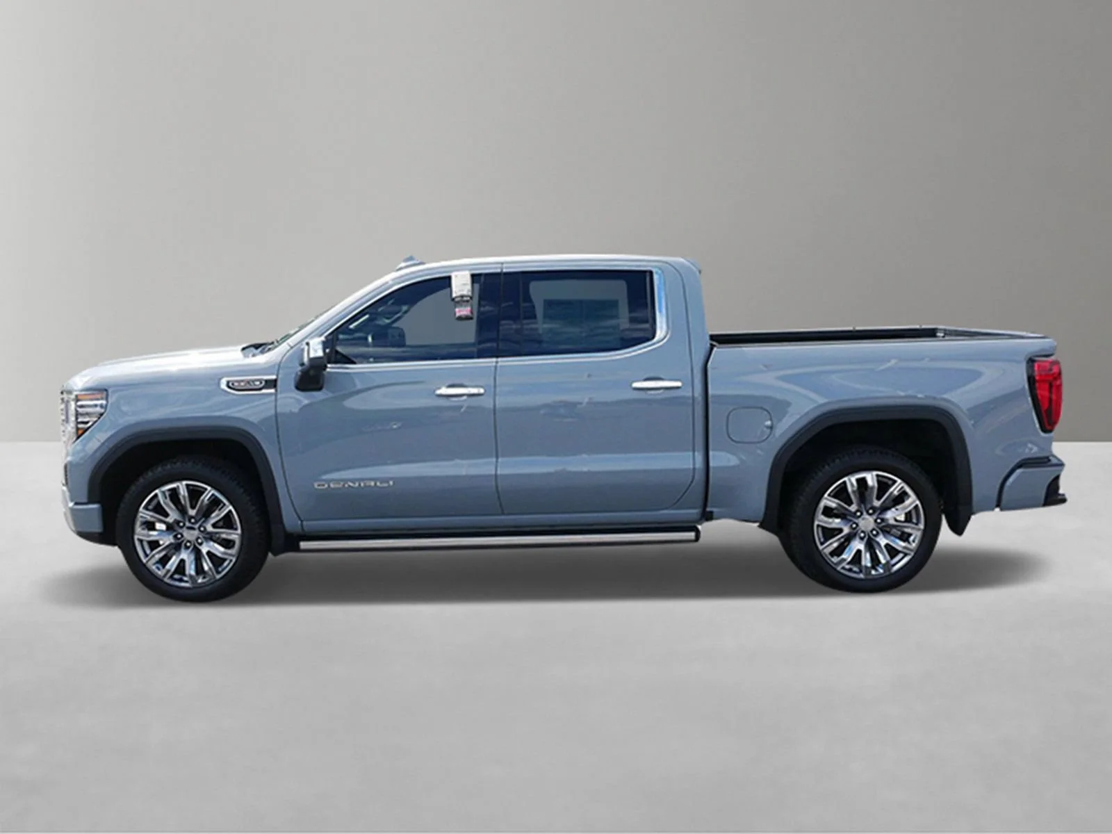 Used 2025 Thunderstorm Gray GMC Denali image 6