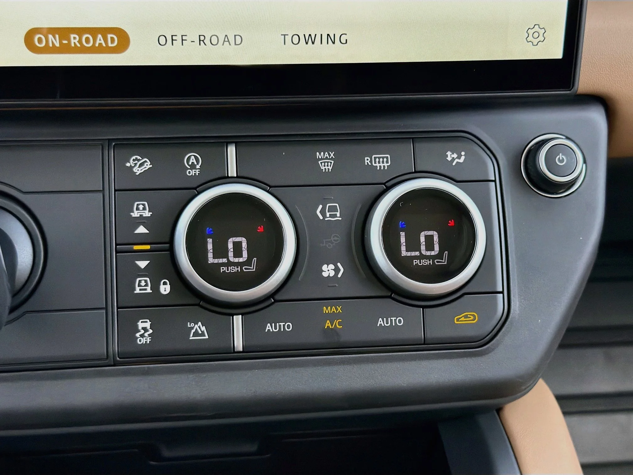 New 2026 Carpathian Grey Land Rover S image 36